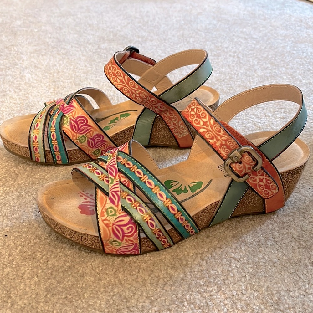 L’artiste summer sandals w/Springstep foot bed